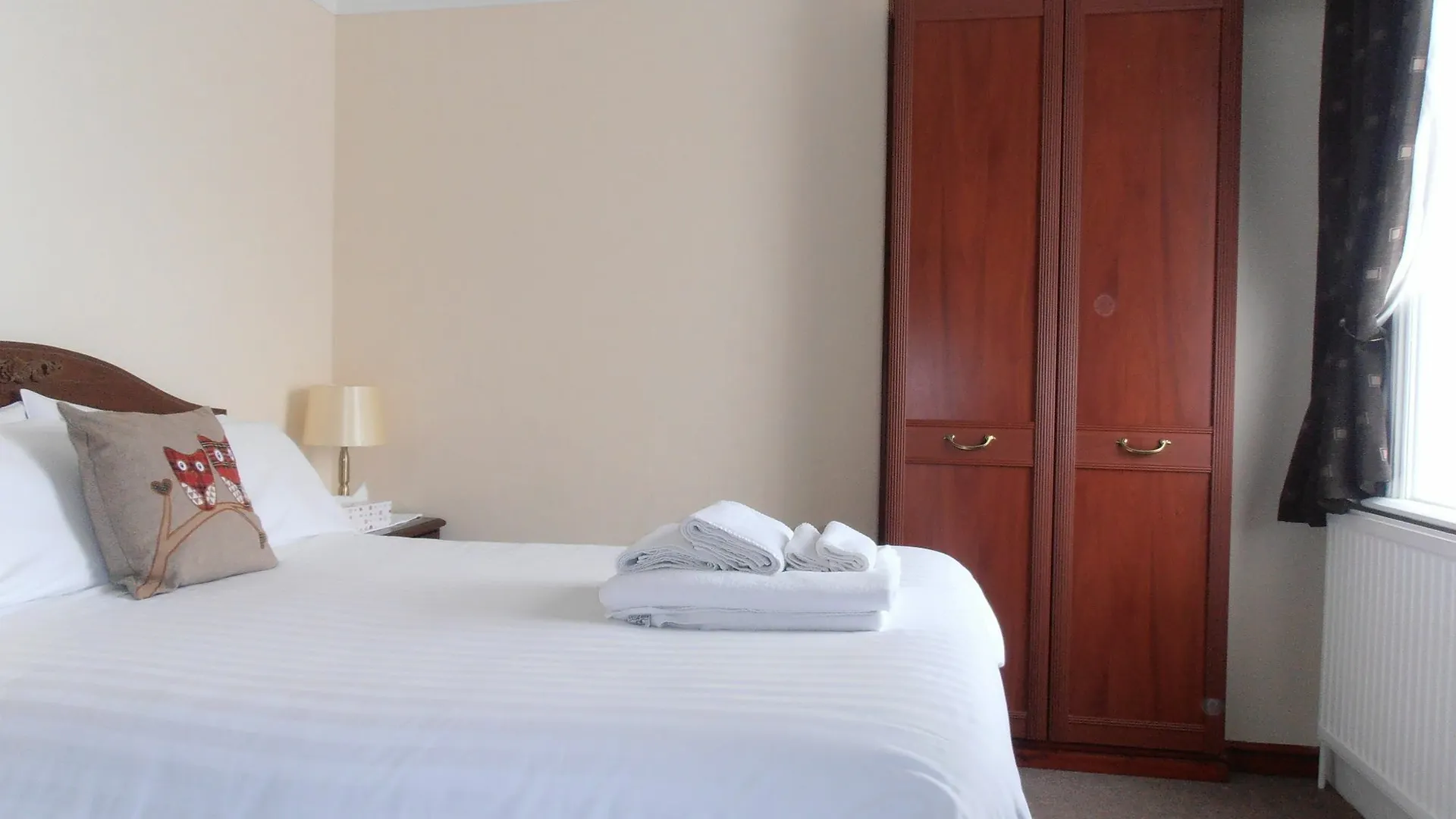The Europa Hotel Whitby Guest house